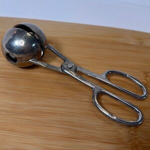 Vintage Metal Meatball Maker | Scissor-Style Kitchen Tool | Retro Cooking